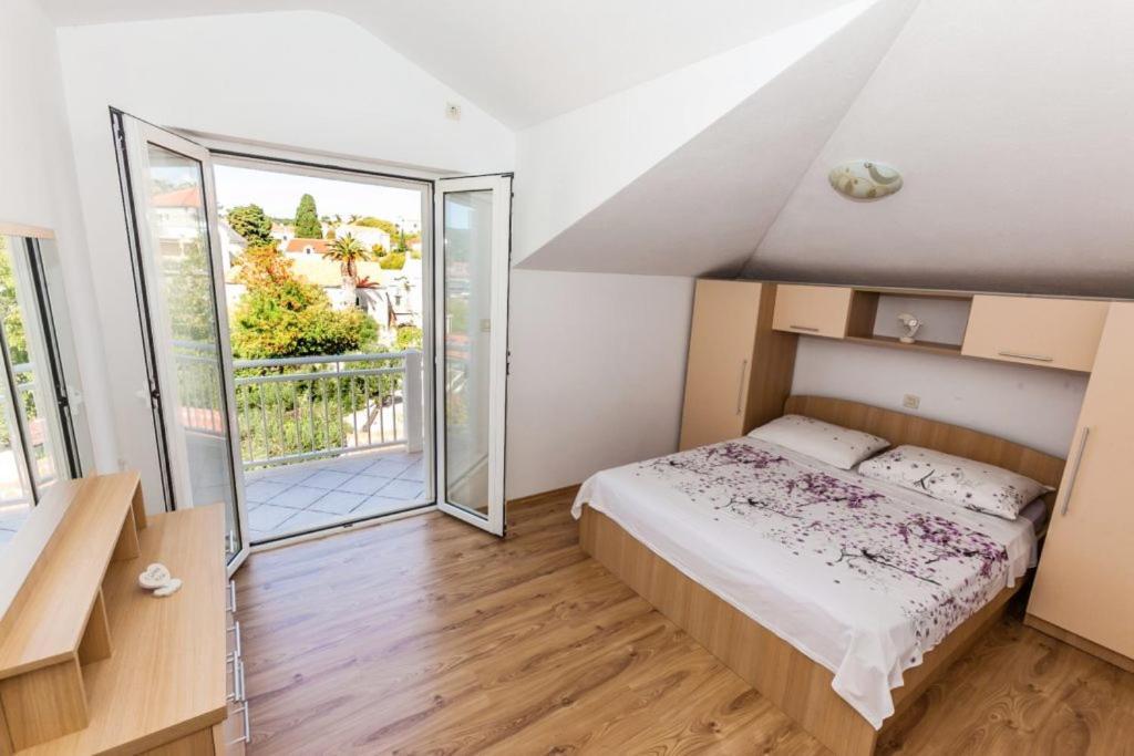 Sea View Sumartin Exterior foto